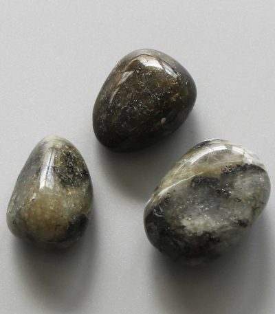 Labradorite Tumble Stone 1 inch (2-3cm) B