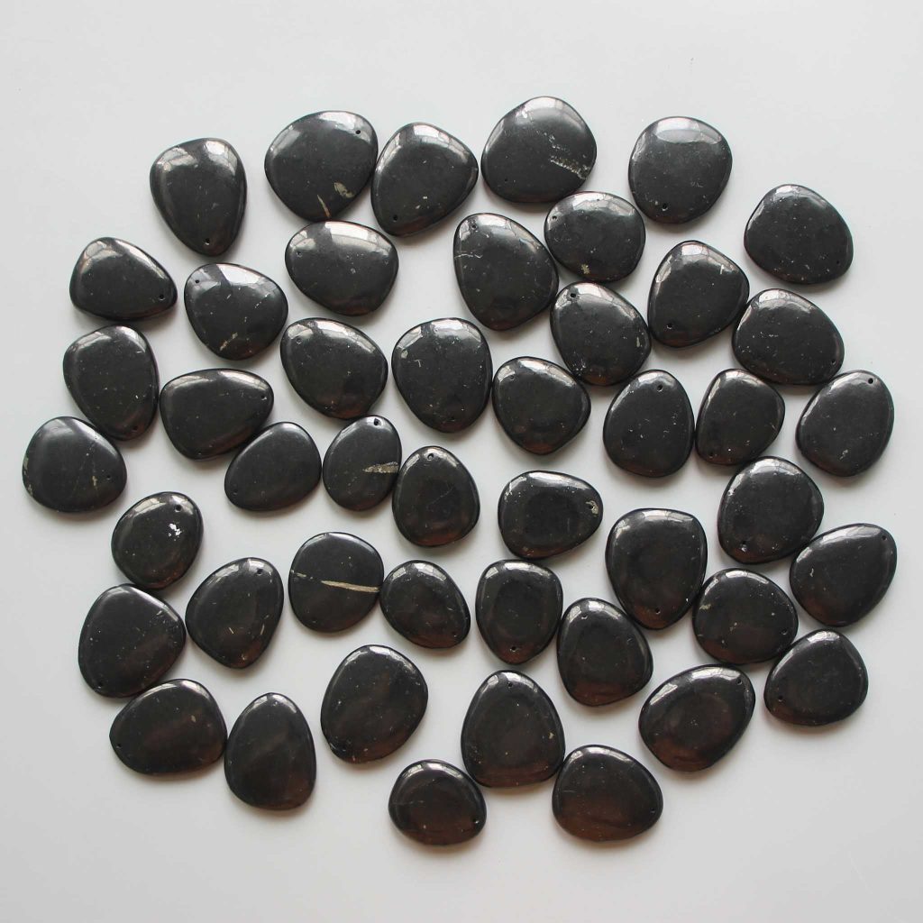 Shungite Smooth Pendant With Front Hole 8*30/40mm A