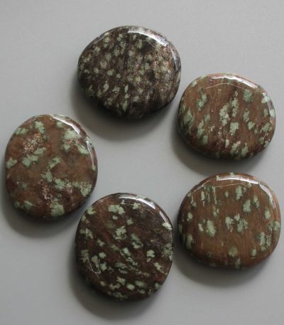 Nundoorite Smooth Stone 1.6 inch (0.8-1 x 3.5-4.5cm) A