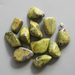 Stitchtite & Serpentine Free Form Tumble Pendant With Silver 18-25mm A