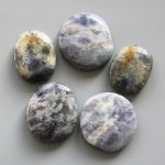 Iolite Smooth Stone 1.6 inch (0.8-1 x 3.5-4.5cm) A/B