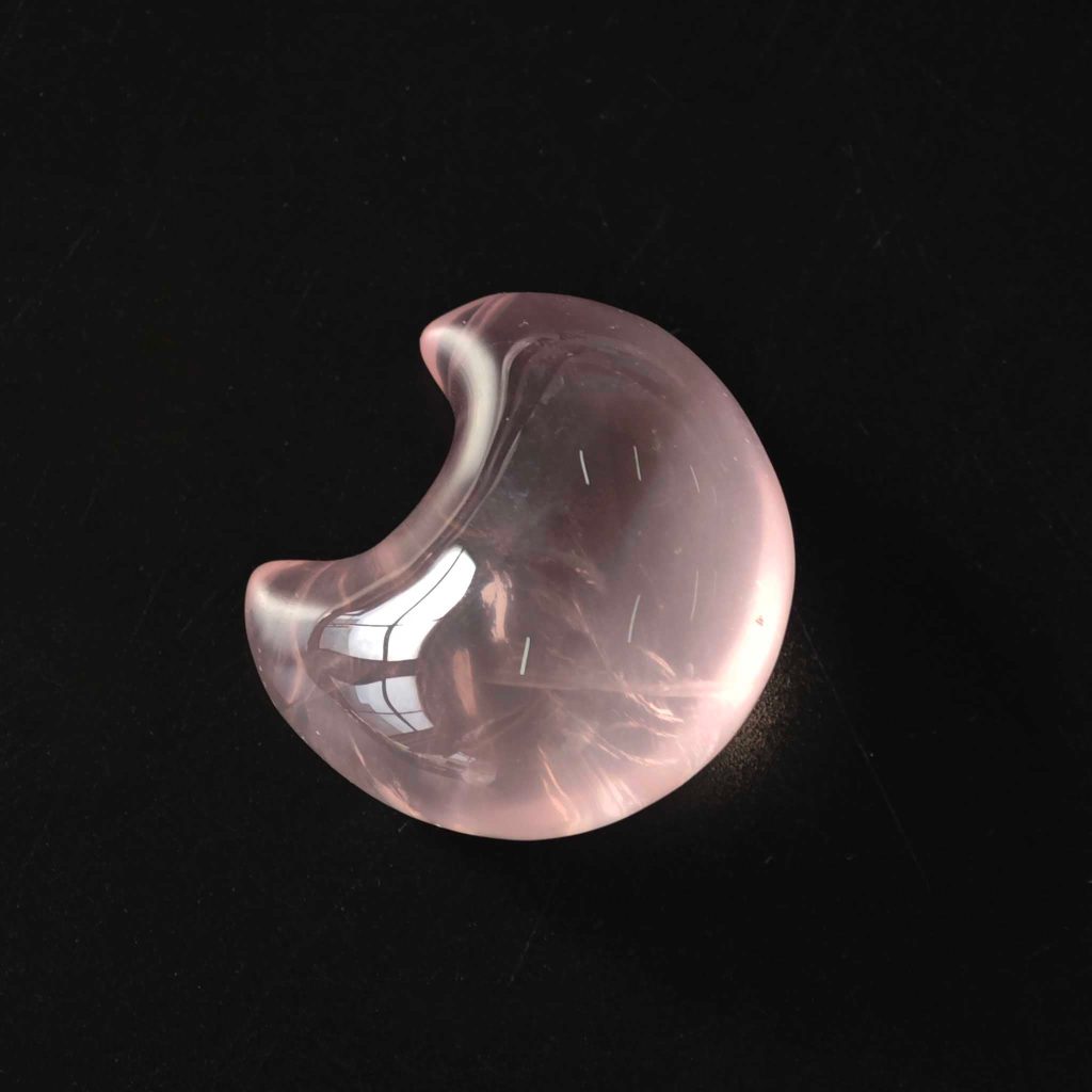Rose Quartz Moon 1.2inch (1.7x2.7x3cm) A+/AA