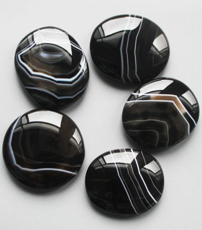 Black Agate With Stripe Smooth Stone 1.6 inch (0.8-1 x 3.5-4.5cm) A/A+