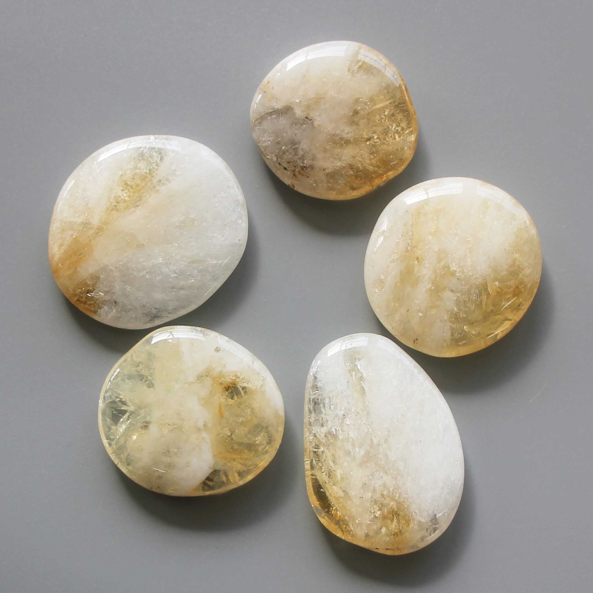 2fffe1adfb79ec5c8ecac46fa44b96e8-1 Citrine Smooth Stone 1.6 inch (0.8-1 x 3.5-4.5cm) A/B