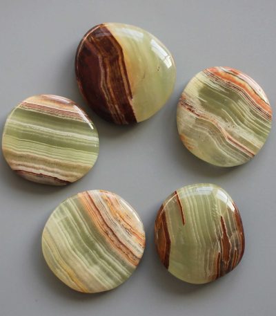 Marble Onyx Smooth Stone 1.6 inch (0.8-1 x 3.5-4.5cm) A/A+