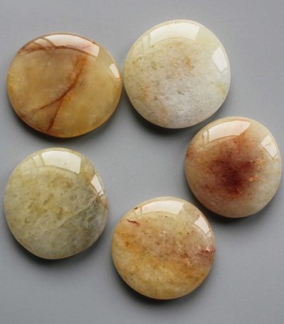 Yellow Aventurine Smooth Stone 1.6 inch (0.8-1 x 3.5-4.5cm) A/B