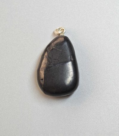 Shungite Tumble Pendant With Silver 20-25mm A