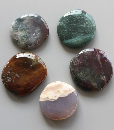 Fancy Agate Smooth Stone 1.6 inch (0.8-1 x 3.5-4.5cm) A/B