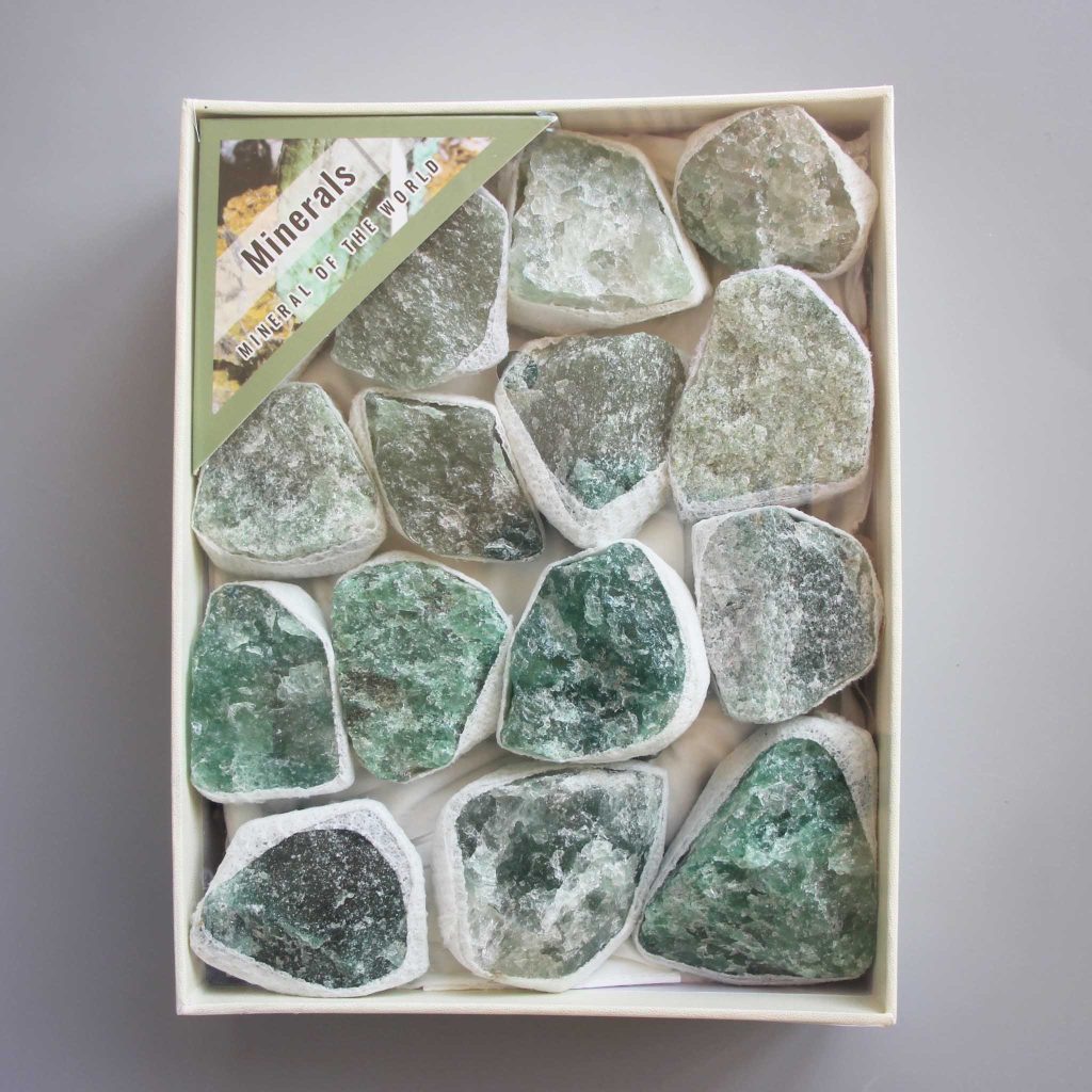 Green Strawberry Quartz Rough Box Set 40x135x175mm A