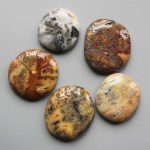 Crazy Lace Yellow Agate Smooth Stone 1.6 inch (0.8-1 x 3.5-4.5cm) A/B