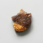 Golden Tiger Eye Wolf head 10x32x38mm A+