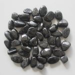 Black Tourmaline Chips Smooth 0.7 inch (1.5-2cm) A