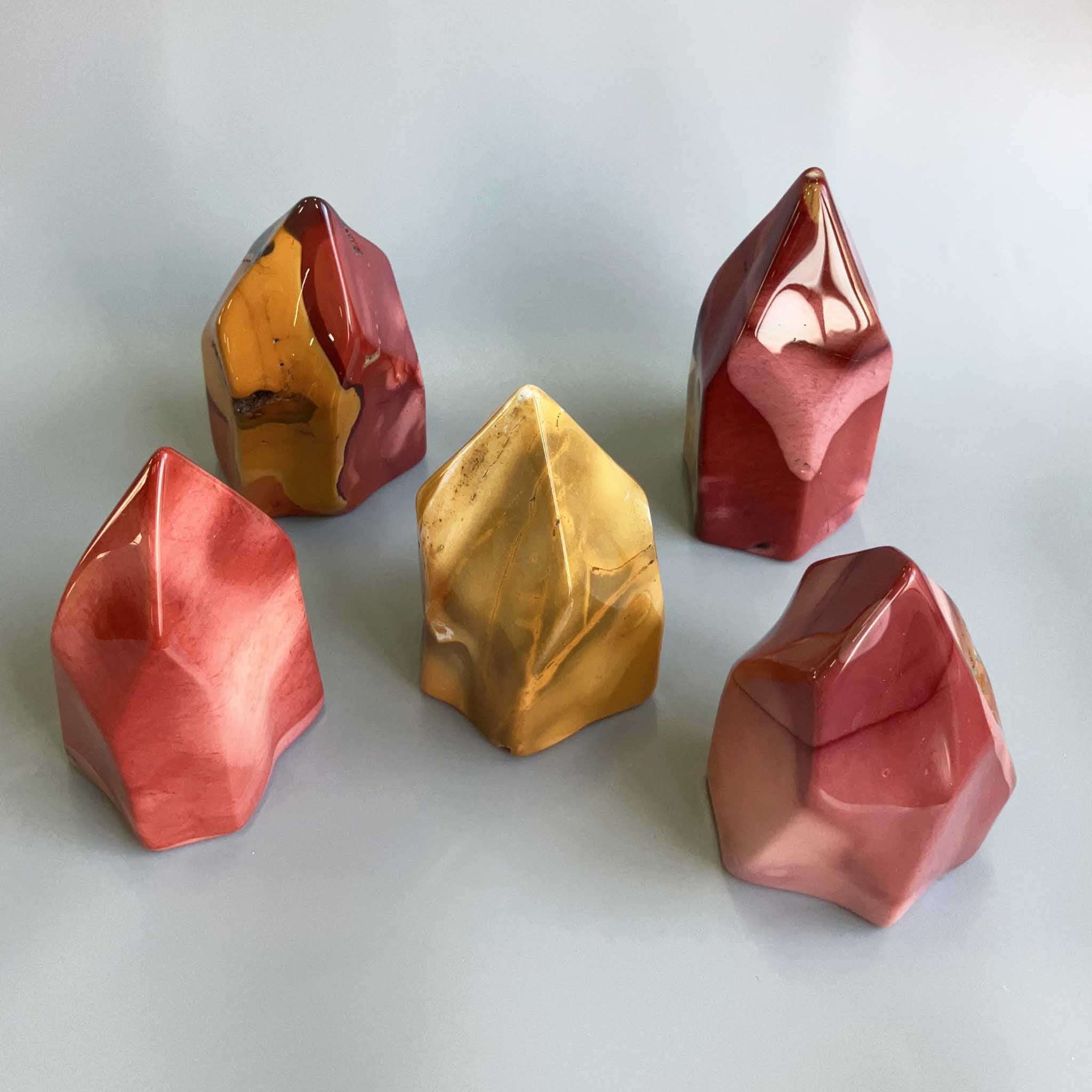 6cb54372cdf5fb8c275b72d7c1641c02-1 Mookaite Concave & Caving Sculpture 250-500g/pc A