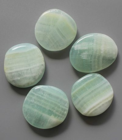 Calcite Pistachio Smooth Stone 1.6 inch (0.8-1 x 3.5-4.5cm) A/A+
