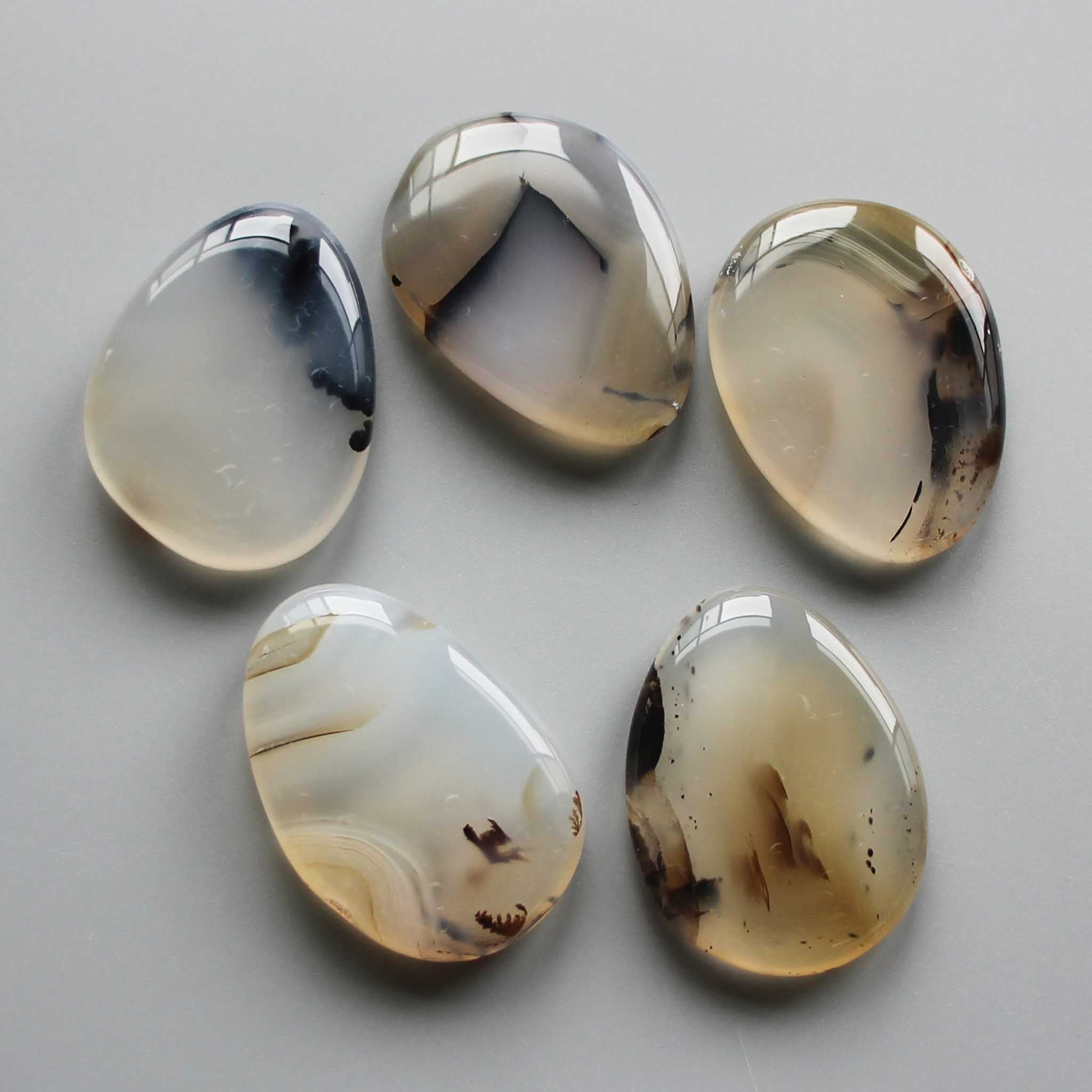 6e09b8d45f04ce6e012fd154674db55b-1 Tree Black & White Agate Smooth Stone 1.6 inch (0.8-1 x 3.5-4.5cm) A