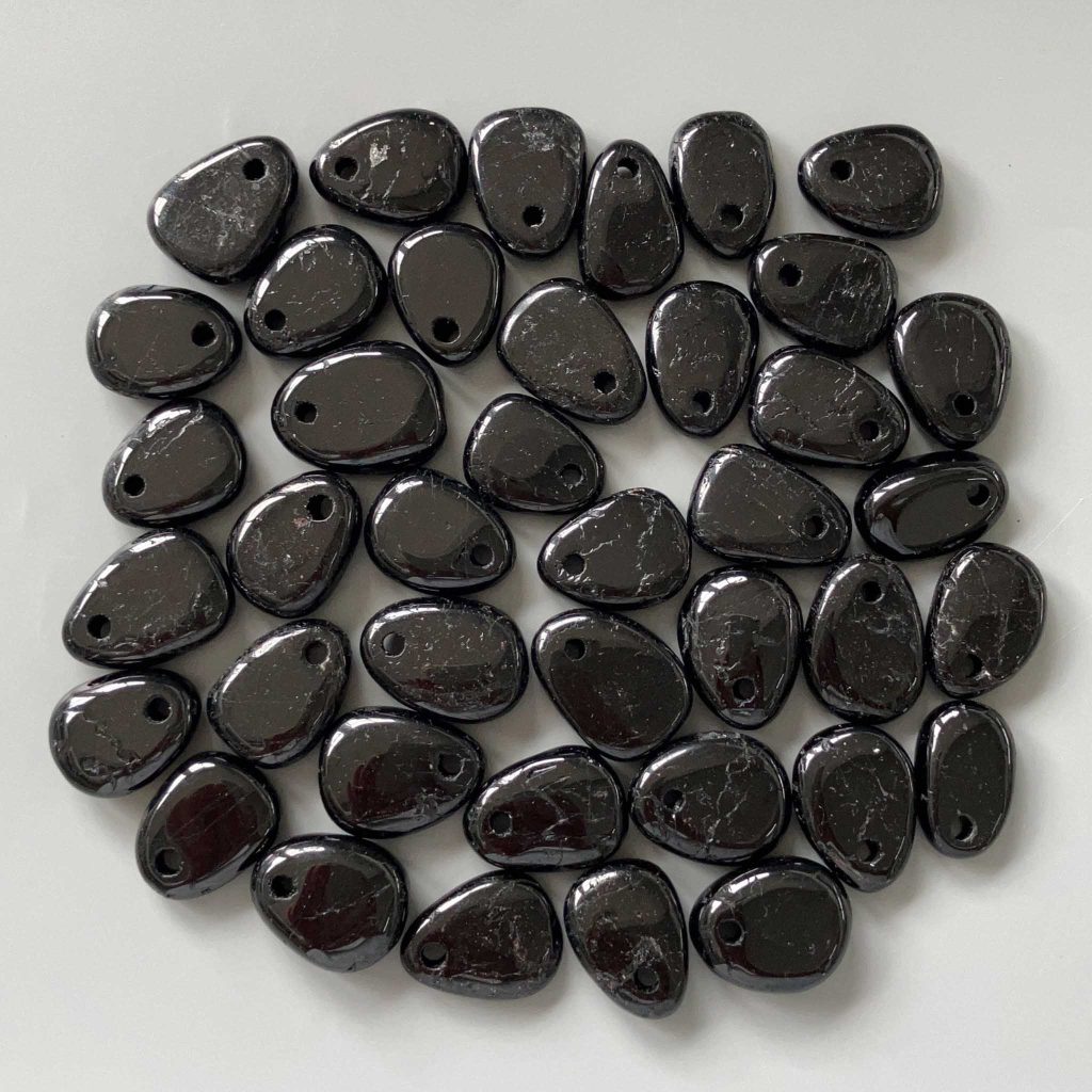 Black Tourmaline Tumble Pendant With Front Hole 4mm 20/25mm A