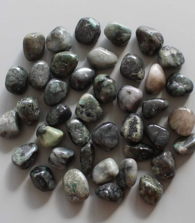 Emerald Tumble Stone 1 inch (2-3cm) A/B