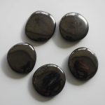 Jet Smooth Stone 1.6 inch (0.8-1 x 3.5-4.5cm) A