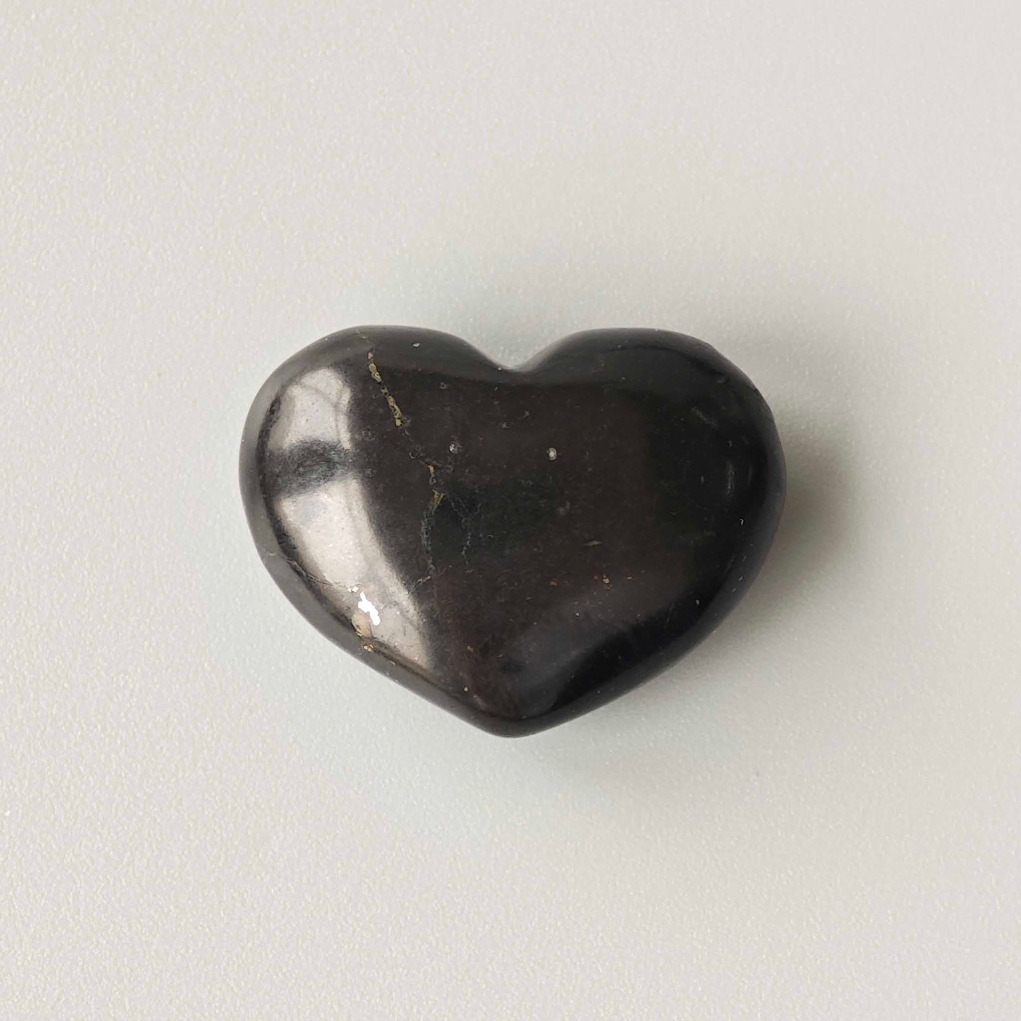 7ba972837f6355691a6487a403a260e0-1 Shungite Chubby Heart 1.2 inch (1.2 x 2.6 x 3cm) A