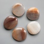 Pink Aventurine Smooth Stone 1.6 inch (0.8-1 x 3.5-4.5cm) A/B