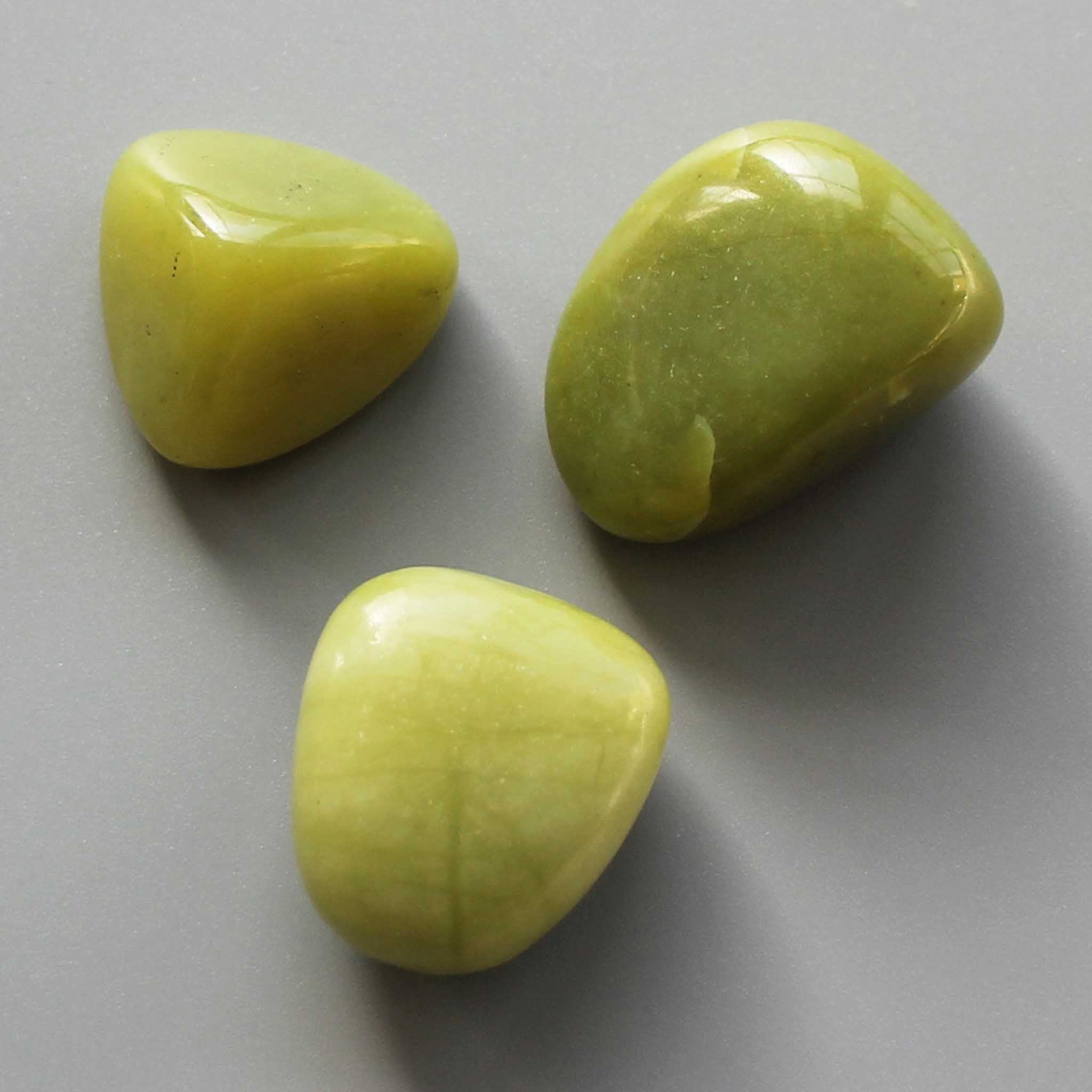 7be92761be9c20678d1b97e85a0acb28-1 Serpentine Green Ch Tumble Stone 1 inch (2-3cm) A