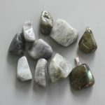 Labradorite Free Form Tumble Pendant With Metal M004 18-25mm A