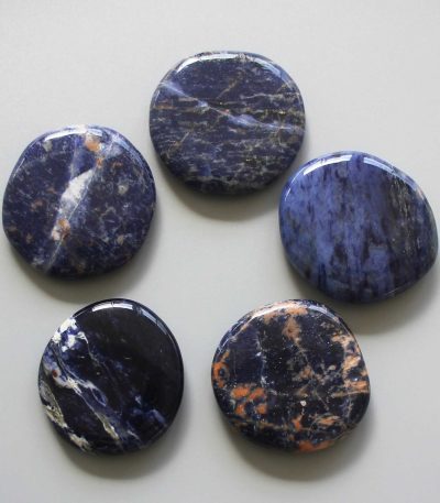 Sodalite Br Smooth Stone 1.6 inch (0.8-1 x 3.5-4.5cm) A/A+