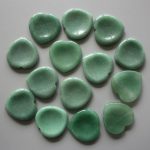 Green Aventurine Heart Thumb Stone 1.6 inch (0.65 x 4 x 4cm) A