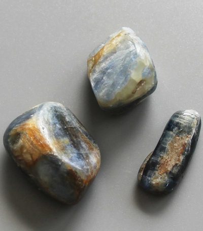 Kyanite Tumble Stone 1 inch (2-3cm) B