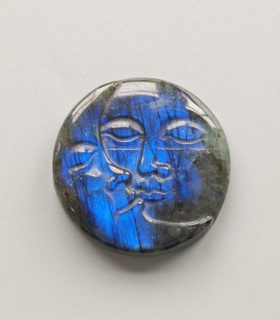Labradorite Sun & Moon Smile Face 7/10x45mm AA