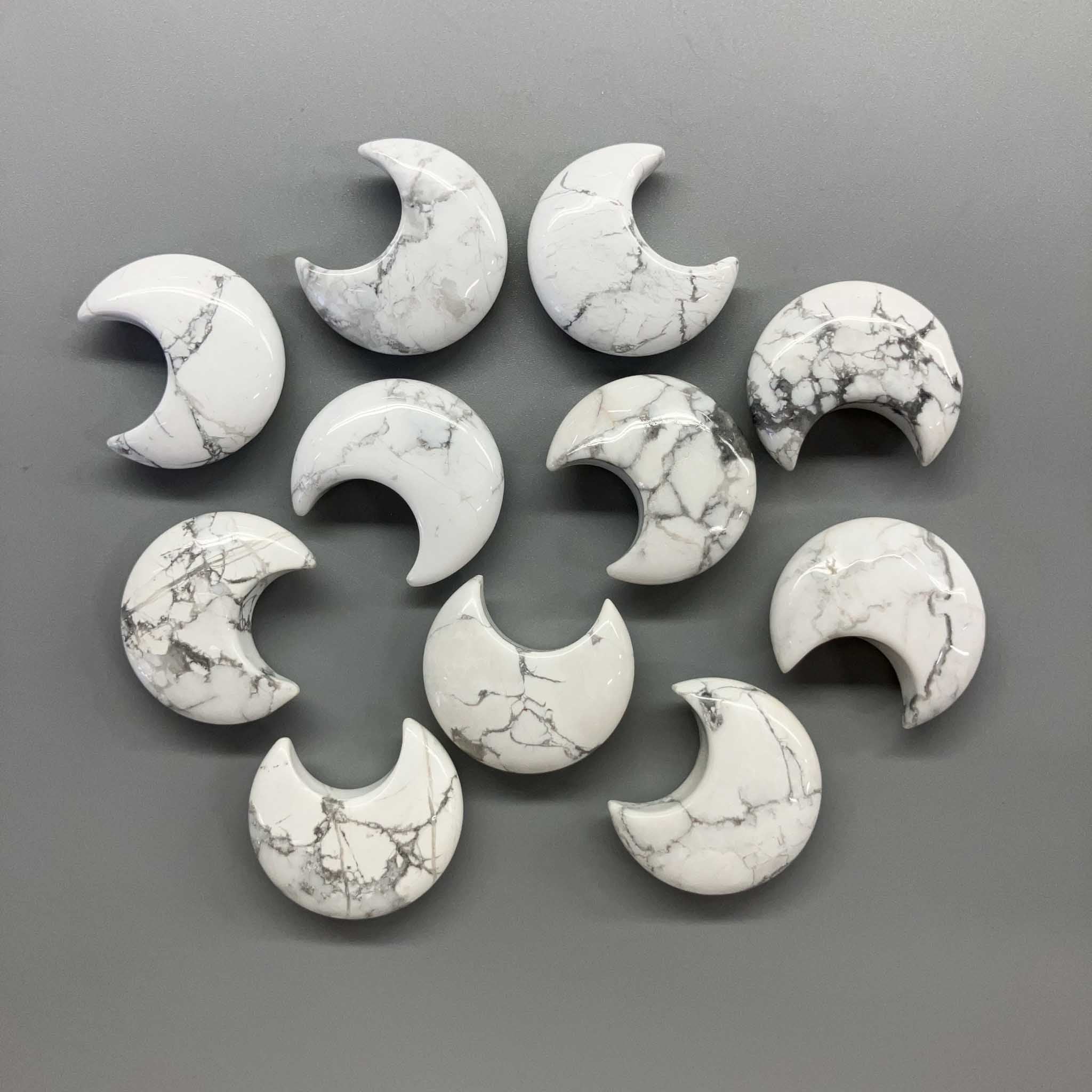 949cbab6e0ae8197fc03436fb07e76c8_82c6cfdf-5c0a-46bf-a74b-473b7f2935b6 Howlite White Moon 1.4 inch (1.1 x 3.5cm) A
