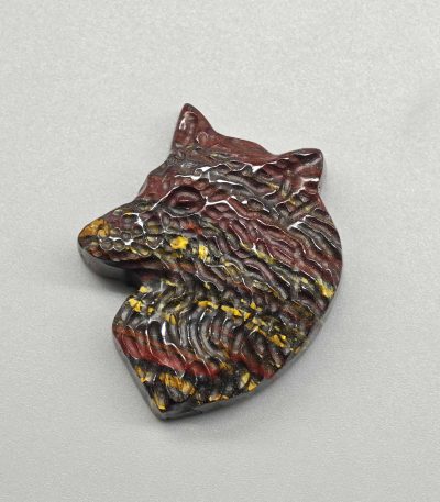Tiger Iron Australia Wolf head 10x32x38mm A+