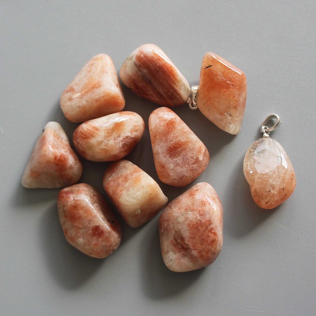 Sun Stone Free Form Tumble Pendant With Silver 18-25mm A+/AA