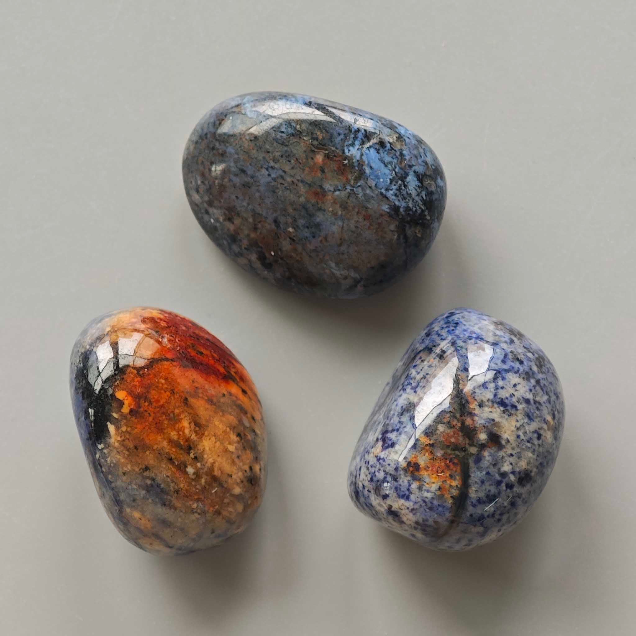 9f195e4fa9586e116ace3efd4910fecf-1 Dumortierite Tumble Stone 1 inch (2-3cm) B