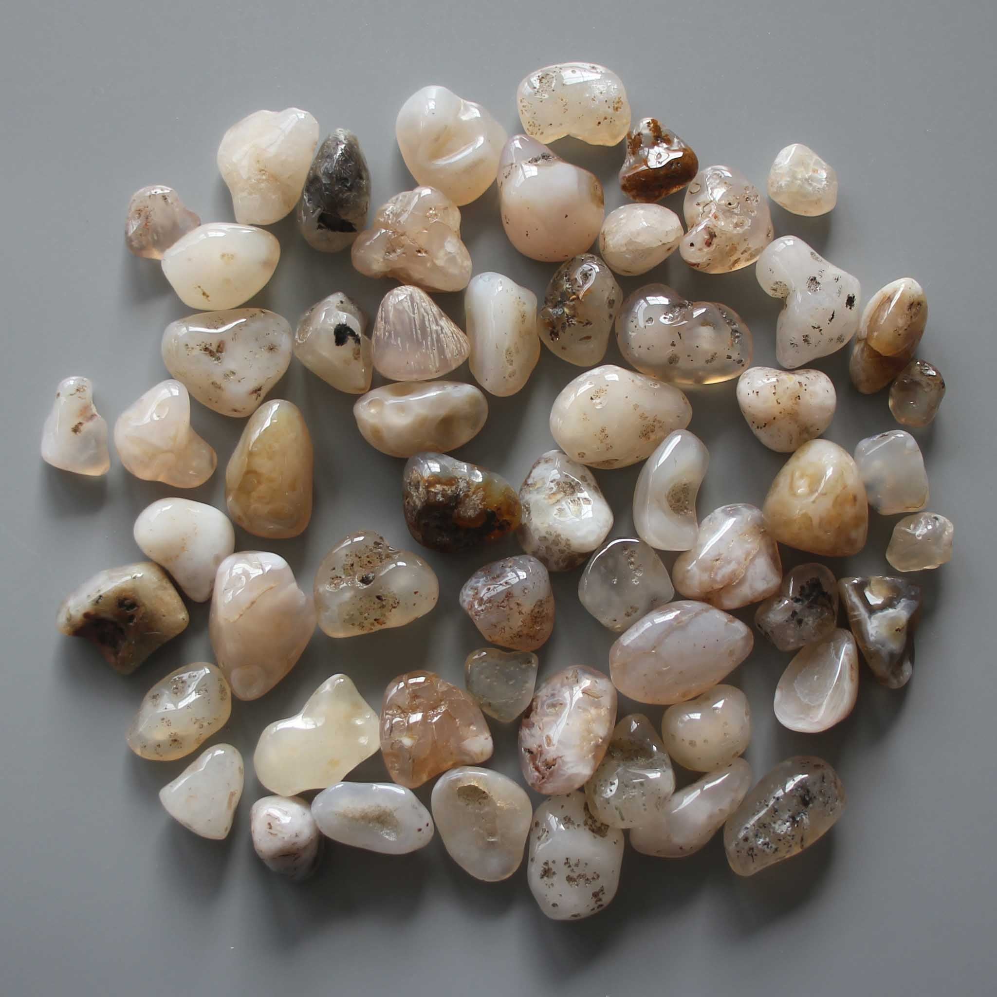 9f1a0aedb5ce8302c2ef8d2142d5f363_d562c302-f67c-4567-b644-7380a463c705 Pink Agate Tumble Stone 1 inch (2-3cm) A/B