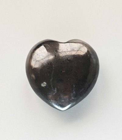 Shungite Heart 1.8 inch (2 x 4.5 x 4.5cm) A