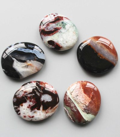 Sardonyx Jasper Smooth Stone 1.6 inch (0.8-1 x 3.5-4.5cm) A