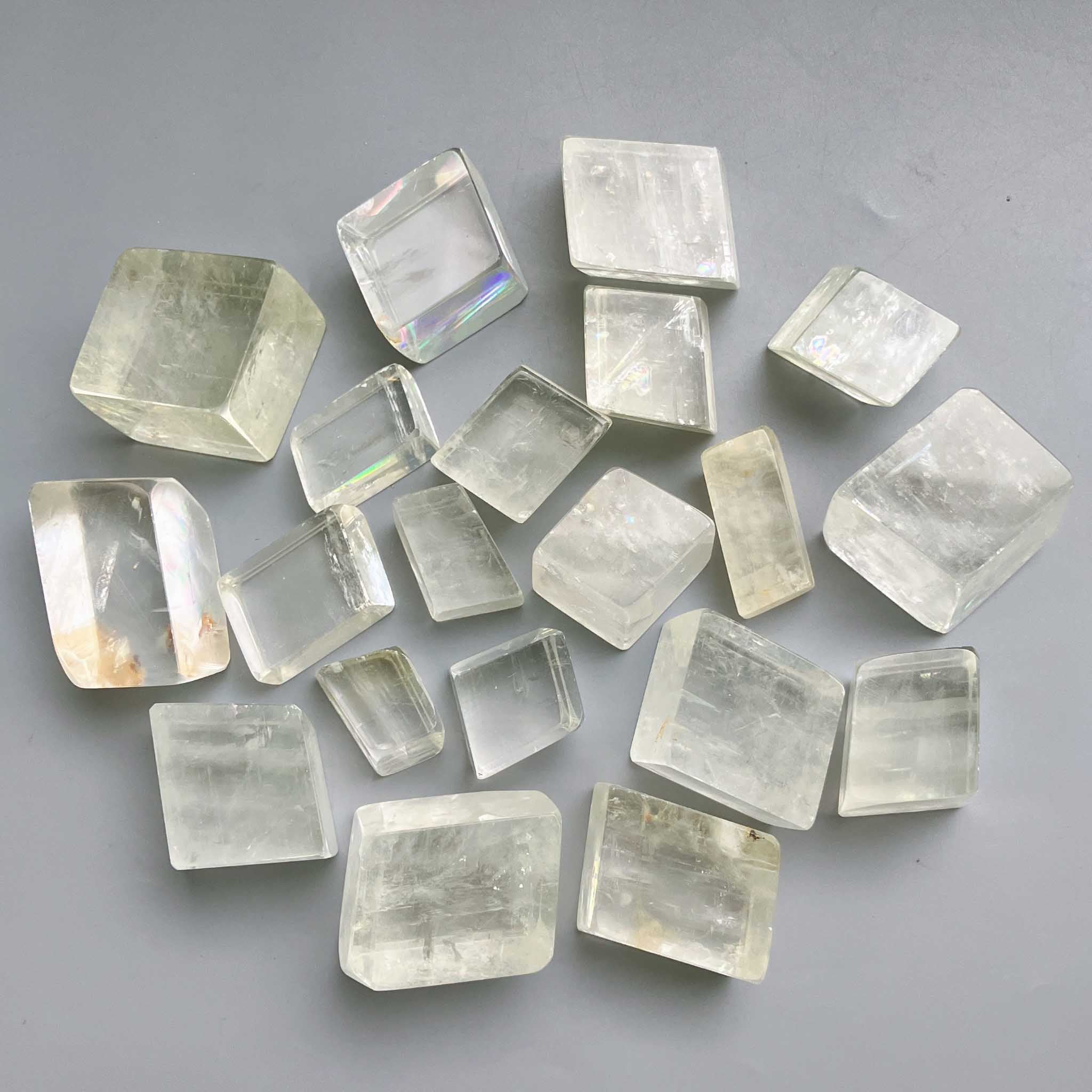 a4277e475636982a42c658971507afcc-1 Yellow Calcite Freeform Cube Stone Polished 20/50mm A/A+