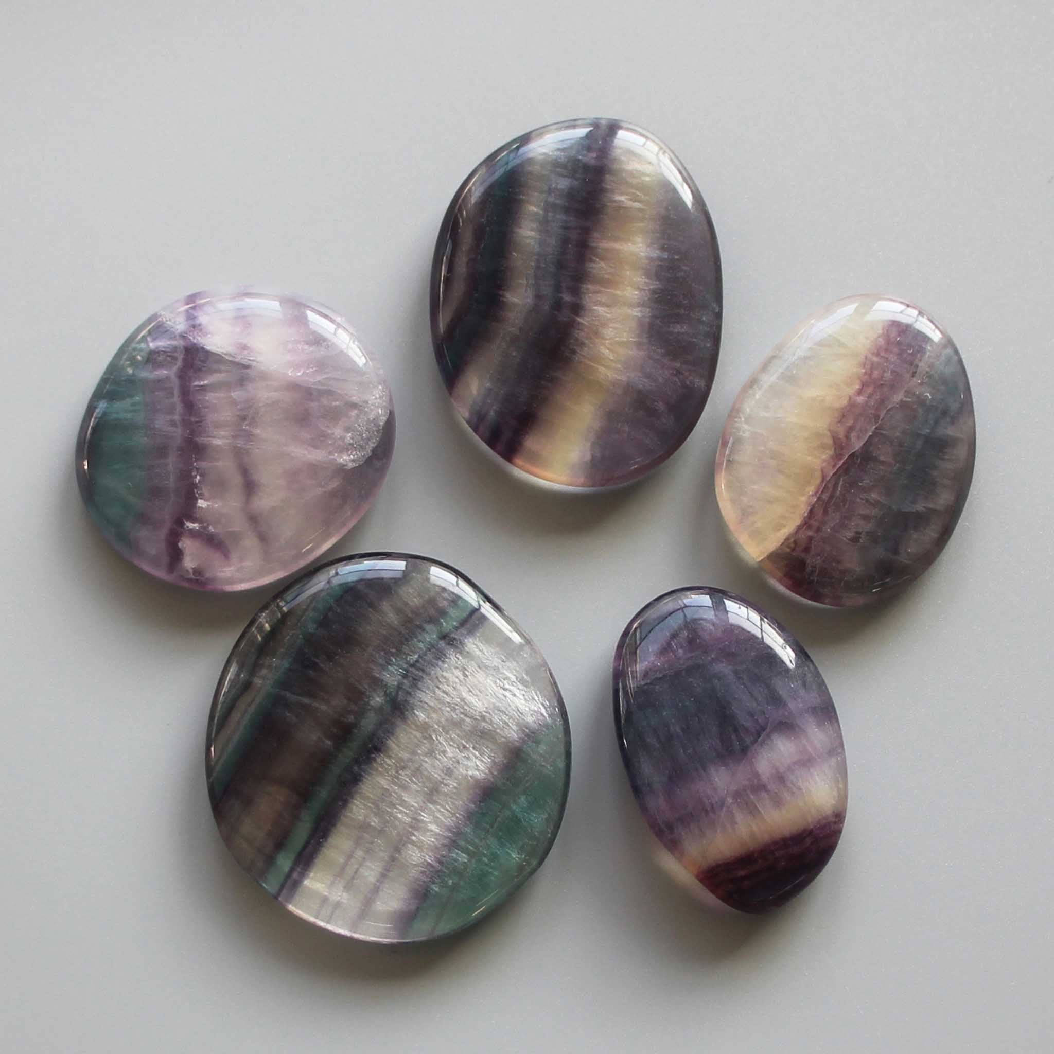 aabd49522ab75a9ebc14a5f4604eb8dc-1 Blue Purple Rainbow Fluorite Smooth Stone 1.6 inch (0.8-1 x 3.5-4.5cm) A