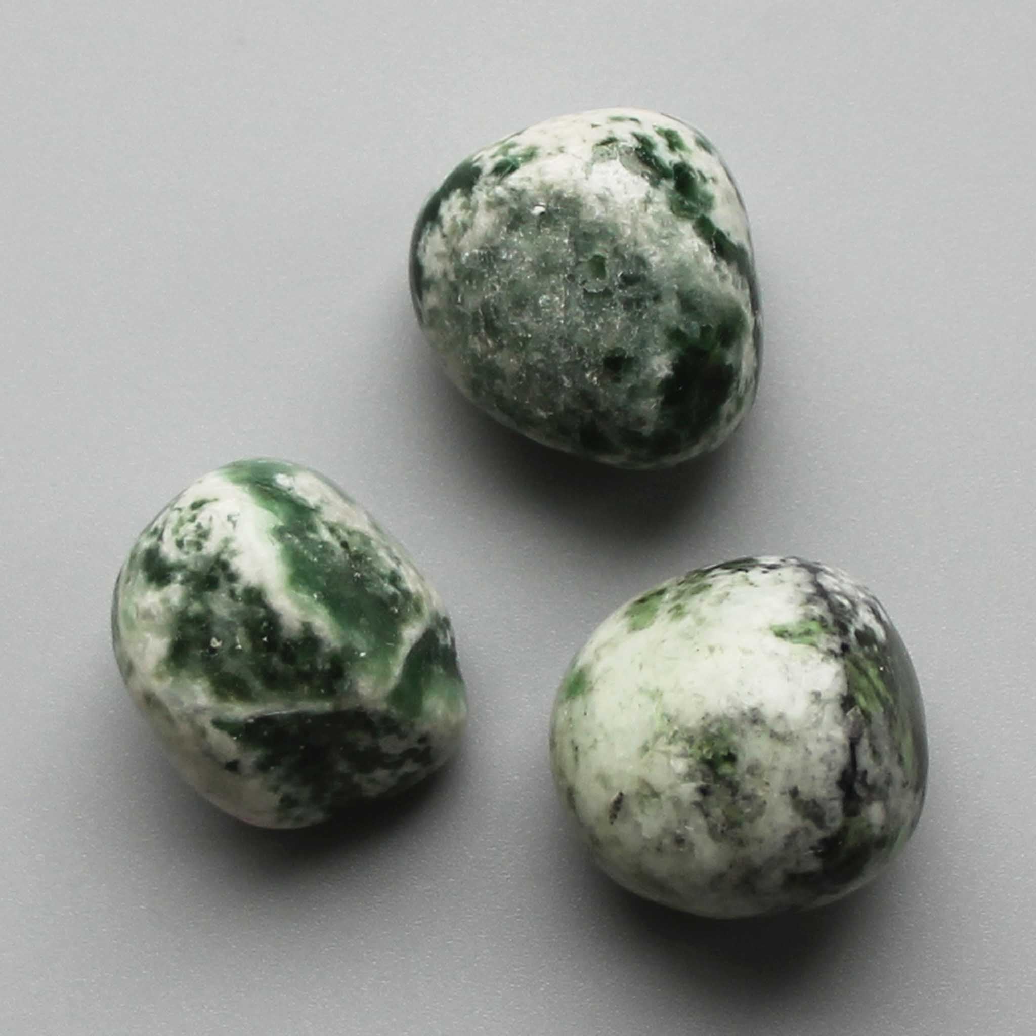 b9b386c920bb25042df8302937569c8e China Jade Green Spot Tumble Stone 1 inch (2-3cm) A/B