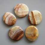 Marble Onyx Smooth Stone 1.6 inch (0.8-1 x 3.5-4.5cm) A/B