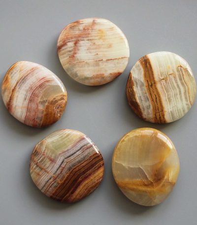 Marble Onyx Smooth Stone 1.6 inch (0.8-1 x 3.5-4.5cm) A/B
