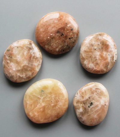 Peach Calcite Smooth Stone 1.6 inch (0.8-1 x 3.5-4.5cm) A/B