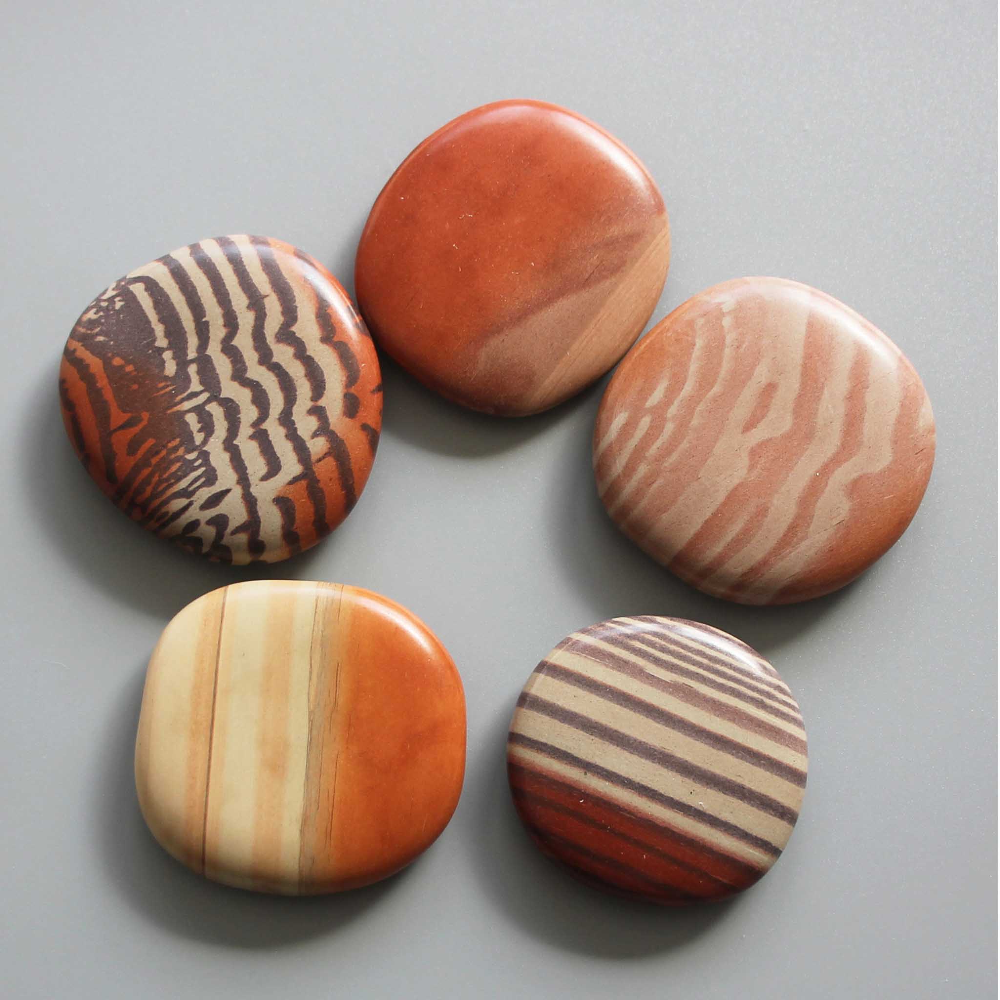 c5a5ddd7570bf2ec01f3645faabf5620-1 Print Stone Smooth Stone 1.6 inch (0.8-1 x 3.5-4.5cm) A