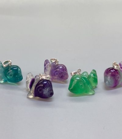 Rainbow Fluorite Goldfish P Pendant With Silver 20/25mm A/A+
