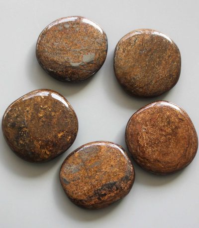 Bronzite Golden Color Smooth Stone 1.6 inch (0.8-1 x 3.5-4.5cm) A
