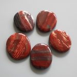 Convoluted Jasper Smooth Stone 1.6 inch (0.8-1 x 3.5-4.5cm) A