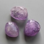 Amethyst Tumble Stone 1 inch (2-3cm) A