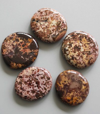 Red Tiger Jasper Smooth Stone 1.6 inch (0.8-1 x 3.5-4.5cm) A