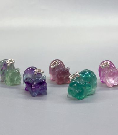 Rainbow Fluorite Stretched Pig P Pendant With Silver 18/22mm A/A+